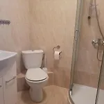 Jula Pokoje Blisko Plazy, Dabki