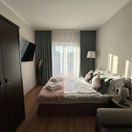 Jula Blisko Plazy, Alloggio in famiglia Dąbki